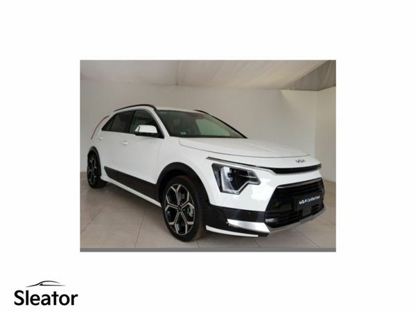 Kia Niro MPV, Petrol Plug-in Hybrid, 2023, White