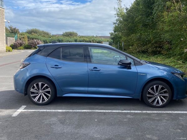Toyota Corolla Hatchback, Petrol Hybrid, 2021, Blue