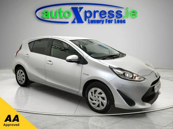 Toyota Aqua Hatchback, Petrol Hybrid, 2019, Silver