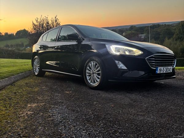 Ford Focus Hatchback, Petrol, 2019, Black
