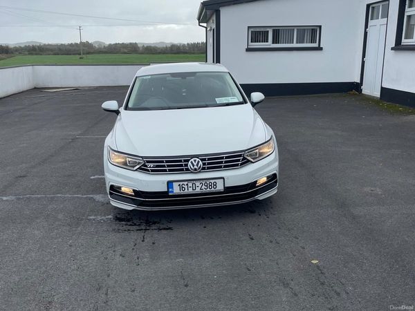 Volkswagen Passat Saloon, Diesel, 2016, White