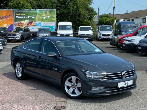 Volkswagen Passat Saloon, Diesel, 2020, Grey