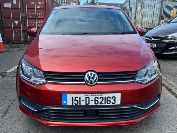 Volkswagen Polo Hatchback, Petrol, 2015, Red