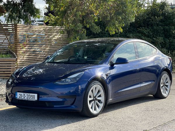 Tesla Model 3 Saloon, Electric, 2021, Blue