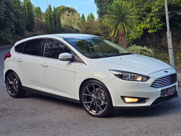 Ford Focus Hatchback, Diesel, 2014, White