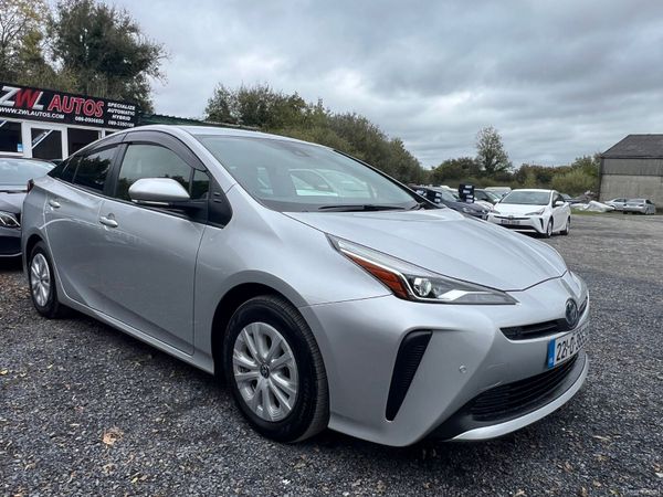Toyota Prius Hatchback, Petrol Hybrid, 2021, Silver