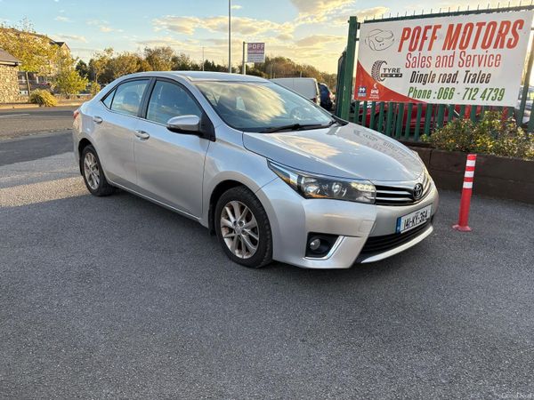 Toyota Corolla Saloon, Diesel, 2014, Silver