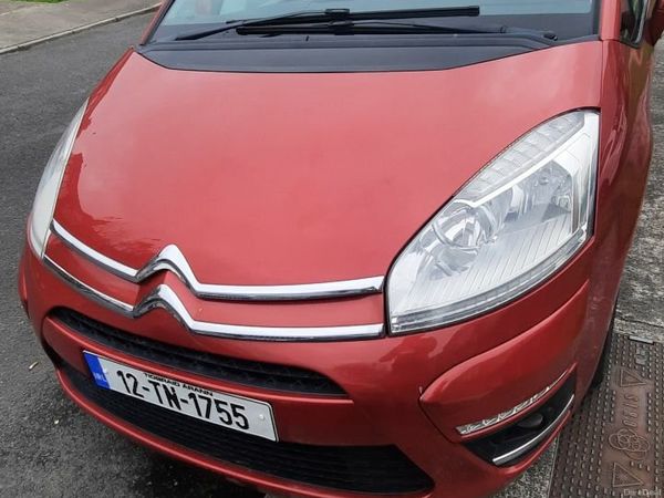 Citroen C4 Picasso MPV, Diesel, 2012, Red