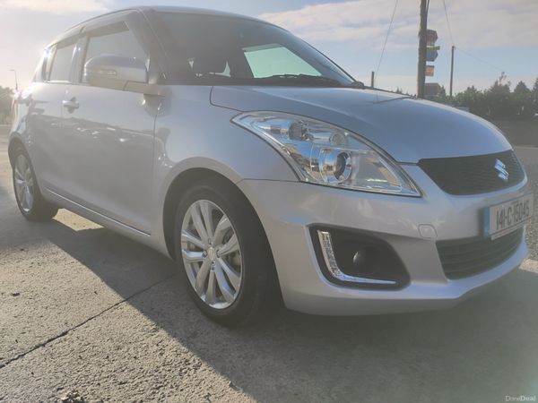 Suzuki Swift Hatchback, Petrol, 2014, Silver