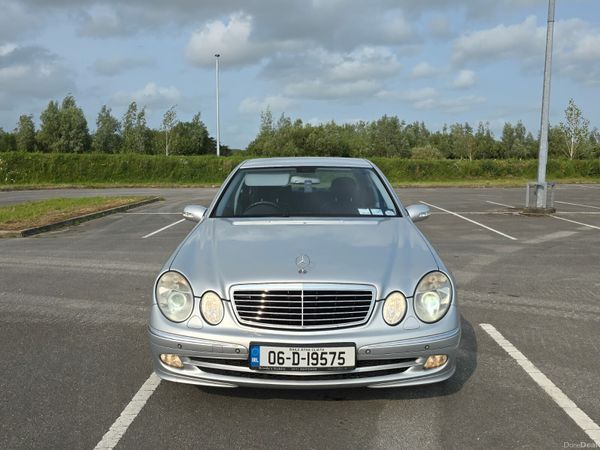 Mercedes-Benz E-Class Saloon, Diesel, 2006, Silver