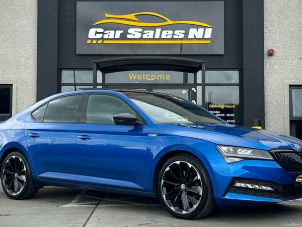 Skoda Superb Hatchback, Diesel, 2022, Blue