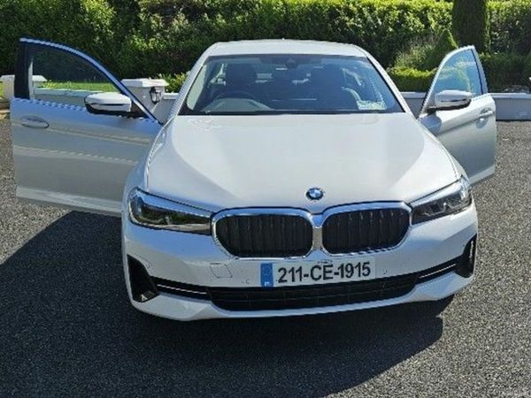 BMW 5-Series Saloon, Petrol Plug-in Hybrid, 2021, White