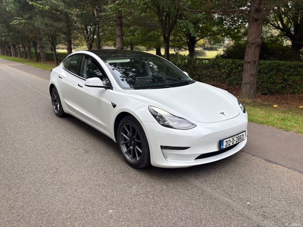 Tesla Model 3 Saloon, Electric, 2022, White