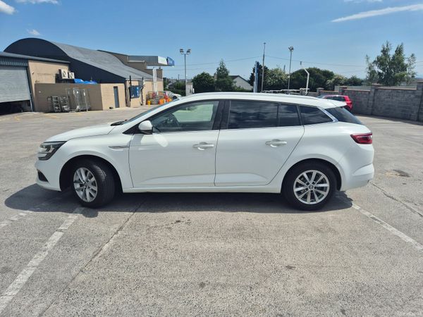 Renault Megane Estate, Diesel, 2017, White