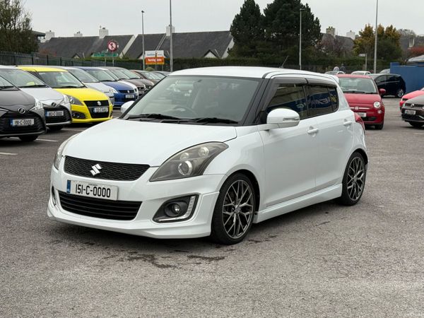 Suzuki Swift Hatchback, Petrol, 2015, White