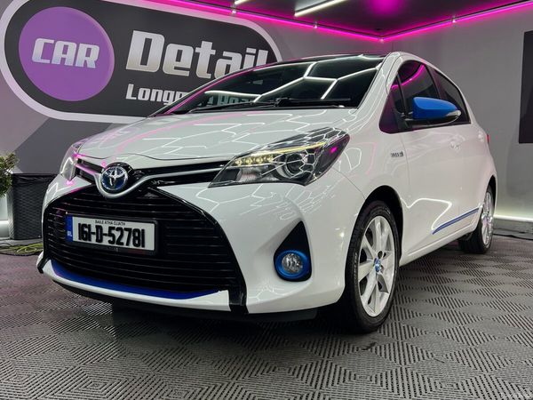 Toyota Yaris Hatchback, Petrol Hybrid, 2016, White