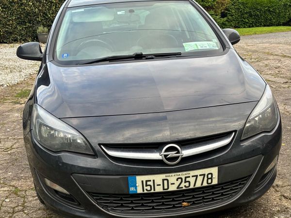 Opel Astra Hatchback, Diesel, 2015, Black