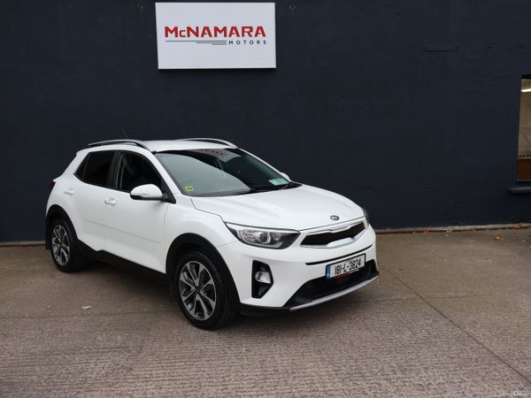 Kia Stonic Estate/Jeep, Petrol, 2018, White