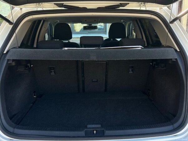 Volkswagen Golf Hatchback, Diesel, 2014, White