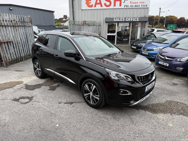 Peugeot 3008 MPV, Petrol, 2018, Black