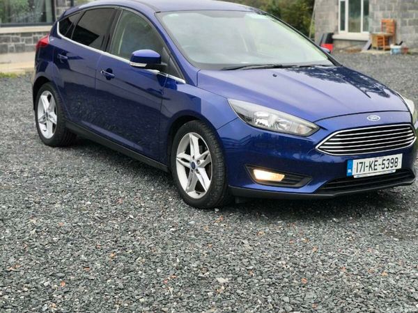 Ford Focus Hatchback, Petrol, 2017, Blue