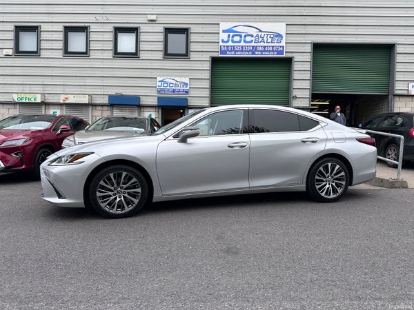 Lexus ES Saloon, Petrol Hybrid, 2021, Grey