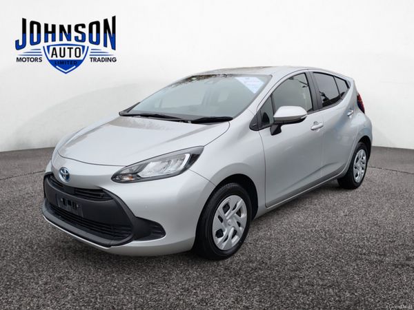 Toyota Aqua Hatchback, Petrol Hybrid, 2022, Silver