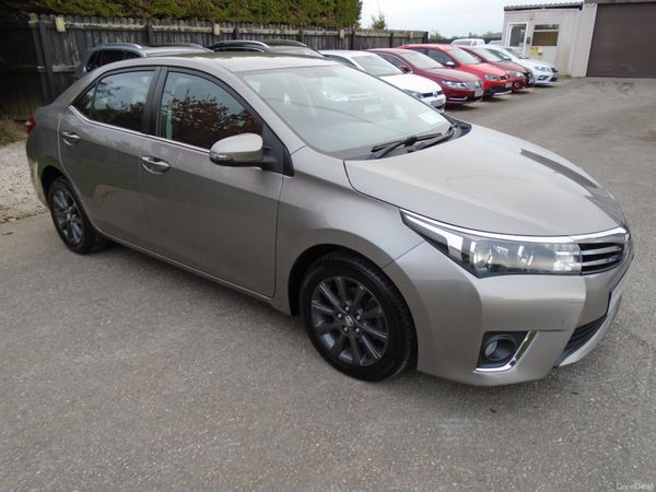 Toyota Corolla Saloon, Diesel, 2015, Bronze