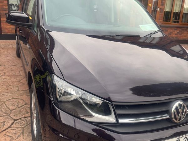 Volkswagen Caddy Maxi Life Other, Diesel, 2020, Purple