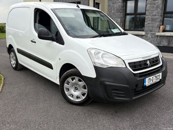 Peugeot Partner MPV, Diesel, 2017, White