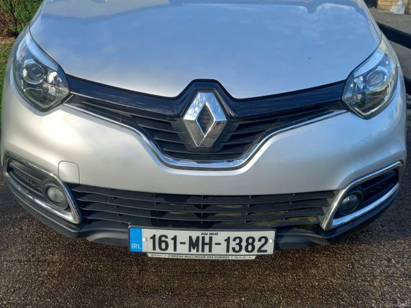 Renault Captur Hatchback, Diesel, 2016, Silver