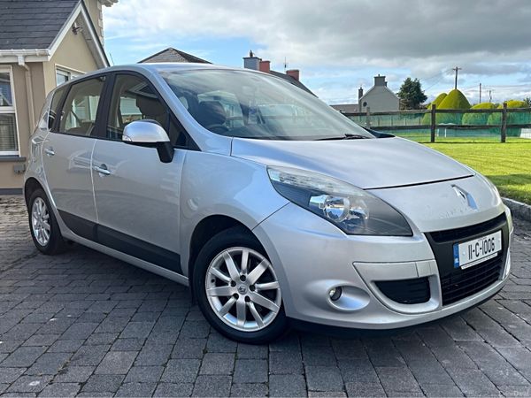 Renault Scenic MPV, Diesel, 2011, Silver