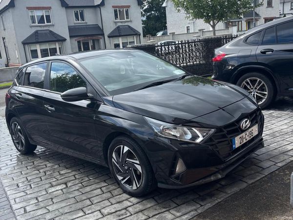 Hyundai i20 Hatchback, Petrol, 2021, Black