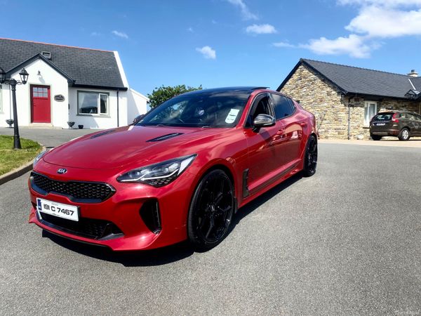 Kia Stinger Hatchback, Diesel, 2019, Red