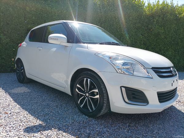 Suzuki Swift Hatchback, Petrol, 2016, White