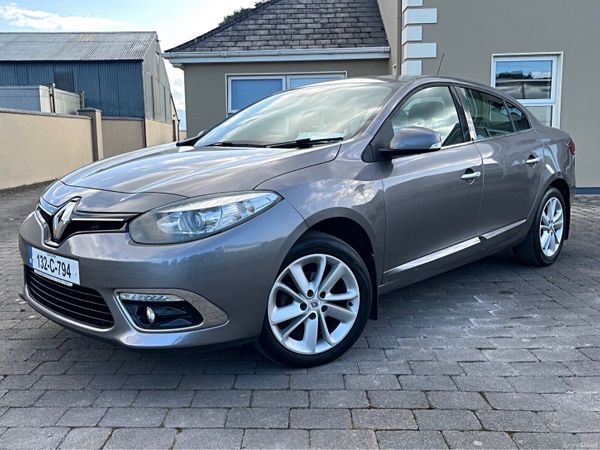 Renault Fluence Saloon, Diesel, 2013, Grey