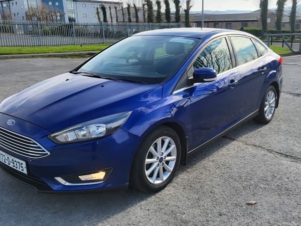 Ford Focus Saloon, Petrol, 2017, Blue