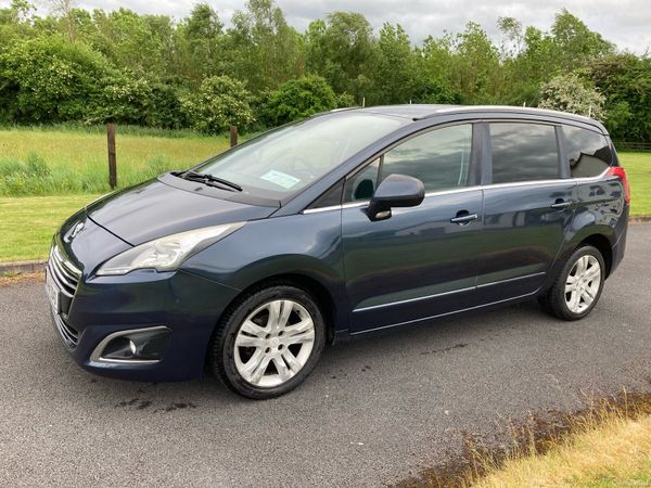 Peugeot 5008 MPV, Diesel, 2014, Blue