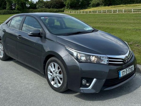 Toyota Corolla Saloon, Diesel, 2017, Grey