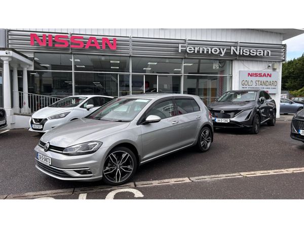 Volkswagen Golf Hatchback, Petrol, 2019, Silver