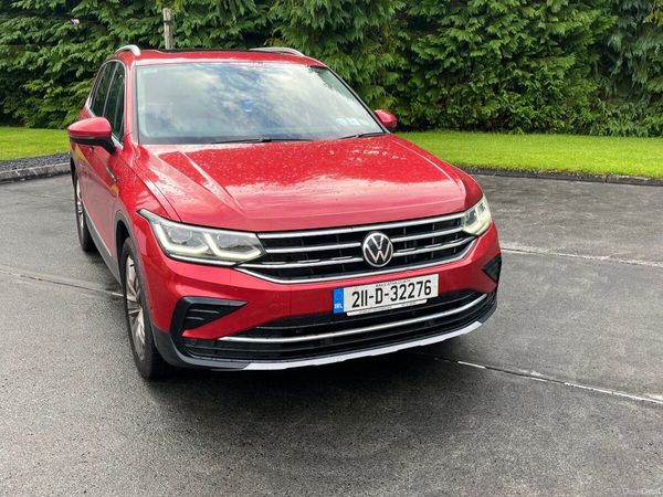 Volkswagen Tiguan SUV, Diesel, 2021, Red