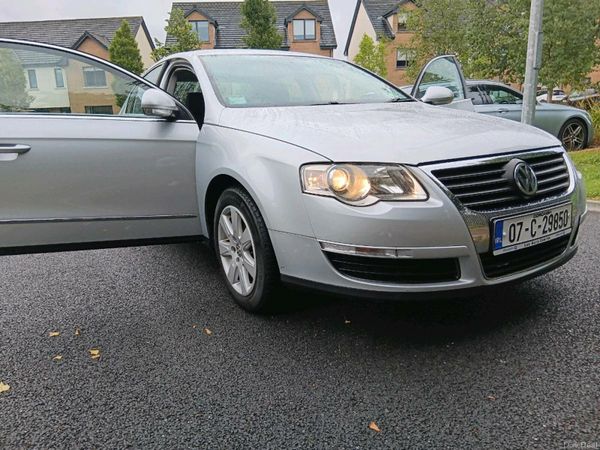 Volkswagen Passat Saloon, Diesel, 2007, Silver