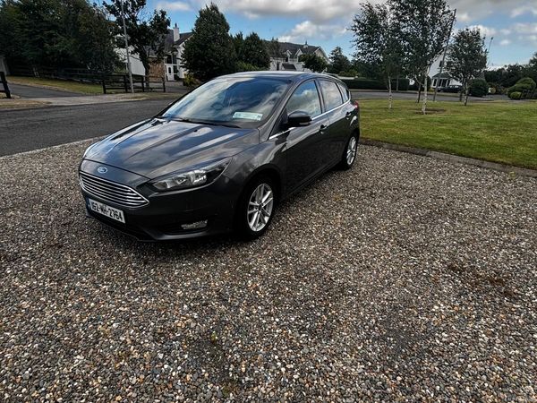 Ford Focus Hatchback, Diesel, 2016, Grey