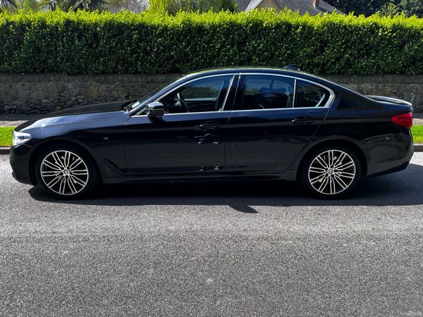 BMW 5-Series Saloon, Petrol, 2019, Black