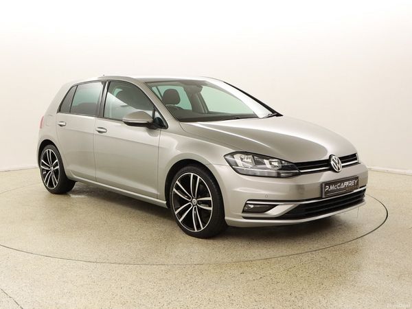 Volkswagen Golf Hatchback, Diesel, 2017, Silver