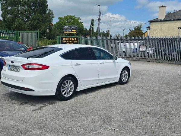 Ford Mondeo Hatchback, Diesel, 2015, White