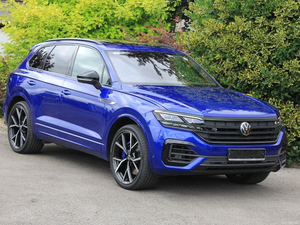 Volkswagen Touareg SUV, Petrol Plug-in Hybrid, 2022, Blue
