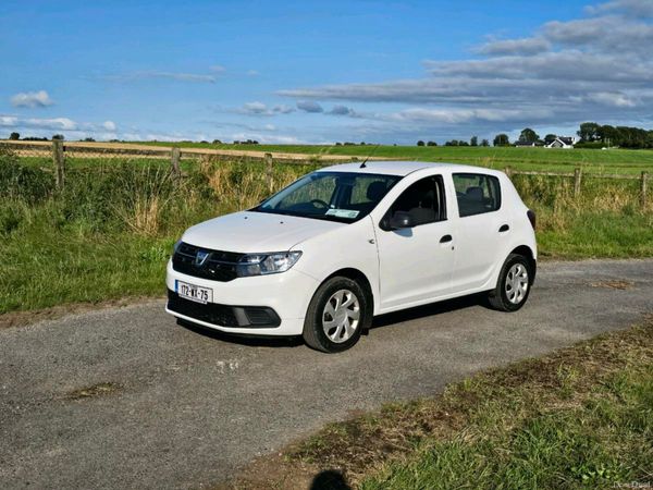 Dacia Sandero Hatchback, Petrol, 2017, White