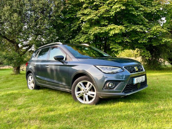 SEAT Arona SUV, Diesel, 2019, Grey