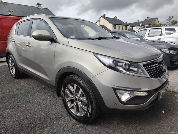 Kia Sportage SUV, Diesel, 2015, Silver
